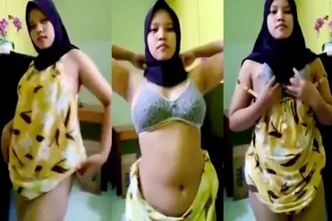 Jilbabers Toket Gede Pake BH Abu Ngentot Rayud WOT Asyik