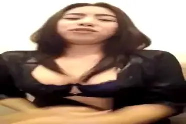 Mahasiswi Jilbab Minta Nambah Tiap Ronde